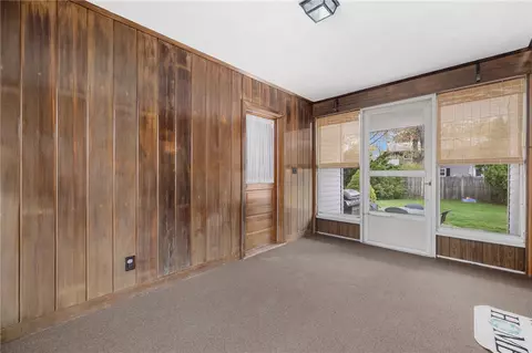 Entry Way - 117 Newton St, Woonsocket, RI 02895 photo 2 of 2