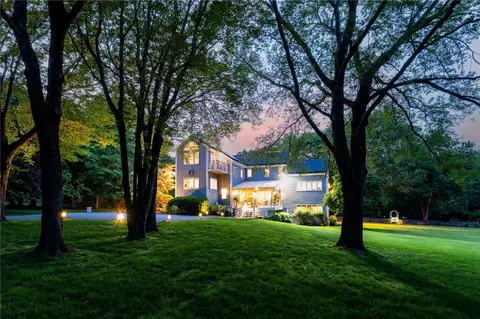 48 Wright Ln, Jamestown, RI 02835