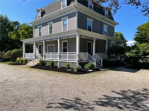 20 Shady Lea Rd, North Kingstown, RI 02852