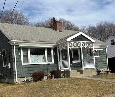 72 John Duggan Rd, Tiverton, RI 02878