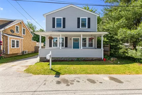 41 Orchard Ave, Barrington, RI 02806