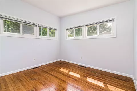 Bedroom - 7 Stuart St, Westerly, RI 02891 photo 4 of 7