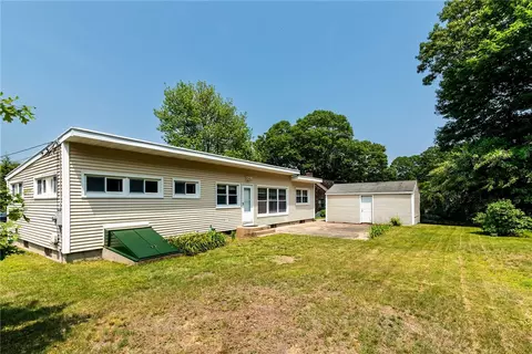 Exterior - 7 Stuart St, Westerly, RI 02891 photo 6 of 11