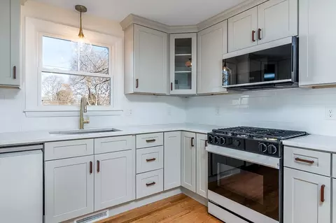332 Tiffany Ave, Warwick, RI 02889 photo 10