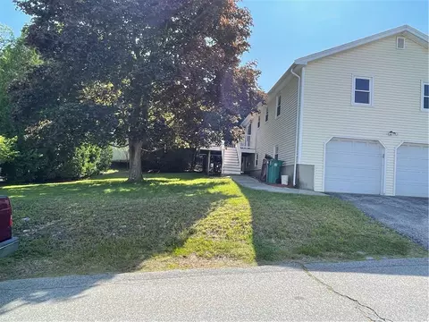 Exterior - 154 Aylsworth Ave, Woonsocket, RI 02895 photo 4 of 8