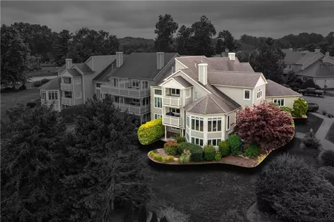 27 Eagle Dr, North Kingstown, RI 02852