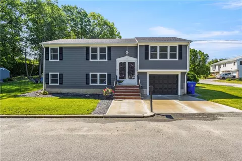 5 Sudbury St, North Providence, RI 02904