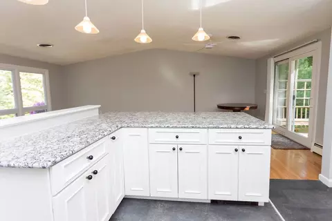 Kitchen - 38 Williams Rd, Smithfield, RI 02917 photo 3 of 7