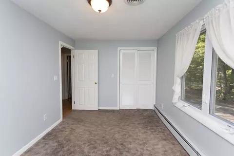 Bedroom - 38 Williams Rd, Smithfield, RI 02917 photo 2 of 8
