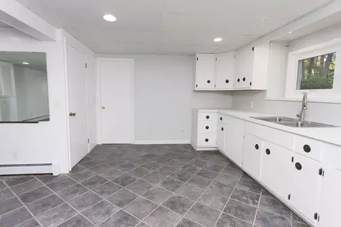 Kitchen - 38 Williams Rd, Smithfield, RI 02917 photo 7 of 7