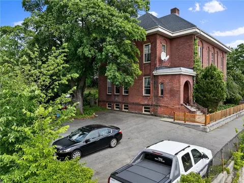 388 Vose St #2, Woonsocket, RI 02895 photo 23