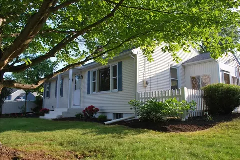 44 Quail St, Cumberland, RI 02864