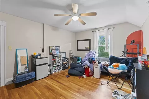 20 Cold Spring Pl, Woonsocket, RI 02895 photo 10