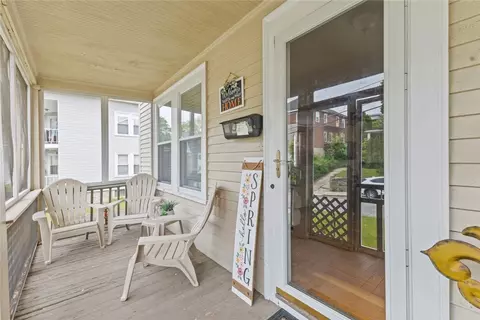 20 Cold Spring Pl, Woonsocket, RI 02895 photo 6