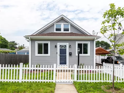 175 Grassmere Ave, East Providence, RI 02914