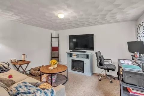 522 Child St, Warren, RI 02885 photo 4