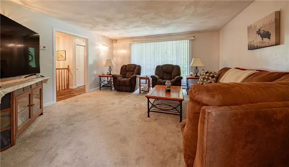 Living - 728 Chestnut Hill Rd, Glocester, RI 02814 photo 1 of 3