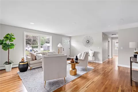 60 Webb Ave, Warwick, RI 02889 photo 7