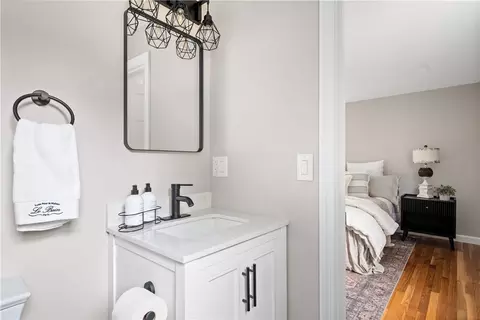 60 Webb Ave, Warwick, RI 02889 photo 14