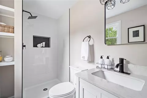60 Webb Ave, Warwick, RI 02889 photo 13
