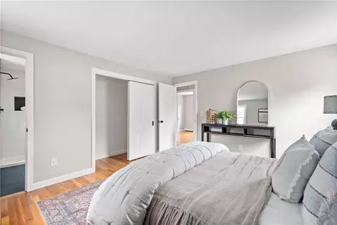 60 Webb Ave, Warwick, RI 02889 photo 12