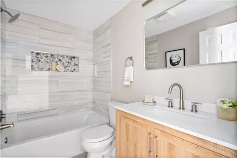 60 Webb Ave, Warwick, RI 02889 photo 18