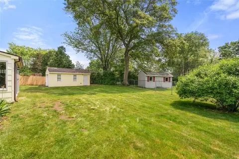 Exterior - 19 Cindy Ln, Coventry, RI 02816 photo 10 of 10
