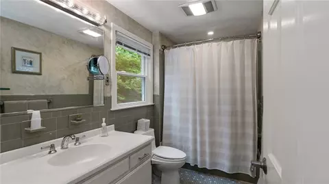40 Sage Dr, Warwick, RI 02886 photo 30