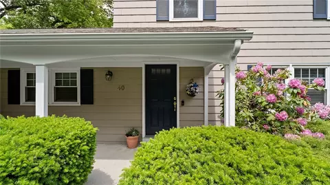 40 Sage Dr, Warwick, RI 02886 photo 5