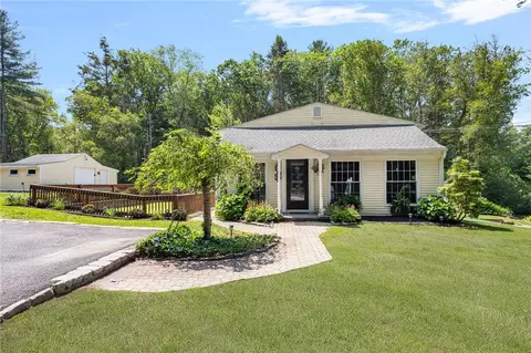 88 Lake View Dr, Glocester, RI 02814