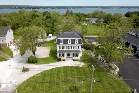2951 E Main Rd #5, Portsmouth, RI 02871