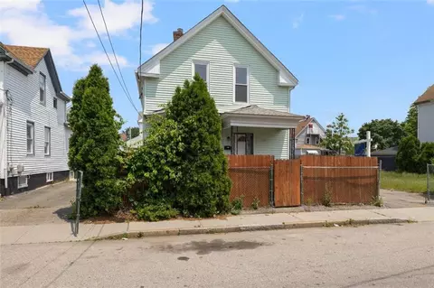 145 Benedict St, Providence, RI 02909
