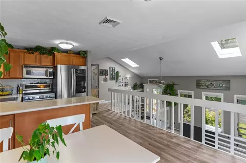 68 Everglade Ave, Warwick, RI 02886 photo 9