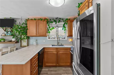 68 Everglade Ave, Warwick, RI 02886 photo 5