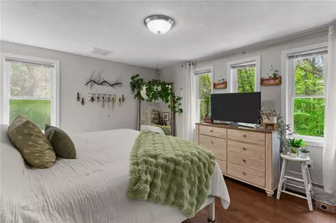 68 Everglade Ave, Warwick, RI 02886 photo 11
