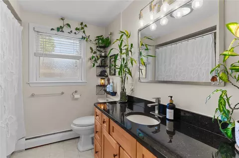 68 Everglade Ave, Warwick, RI 02886 photo 14