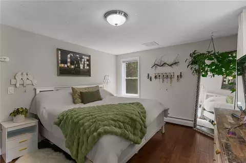 68 Everglade Ave, Warwick, RI 02886 photo 10
