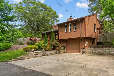 68 Everglade Ave, Warwick, RI 02886 photo 25