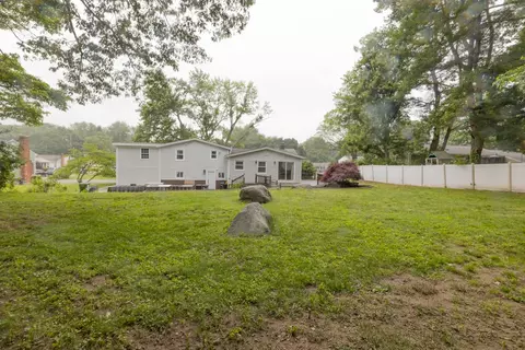 Exterior - 21 Baldwin Rd, Warwick, RI 02886 photo 3 of 3