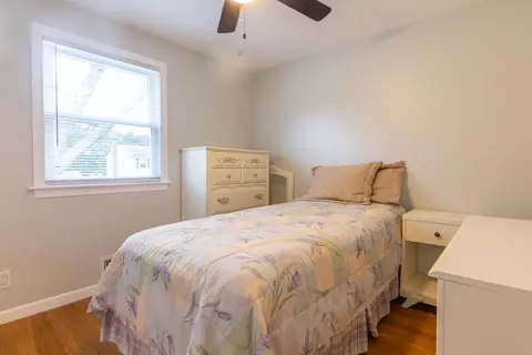 Bedroom - 21 Baldwin Rd, Warwick, RI 02886 photo 1 of 7