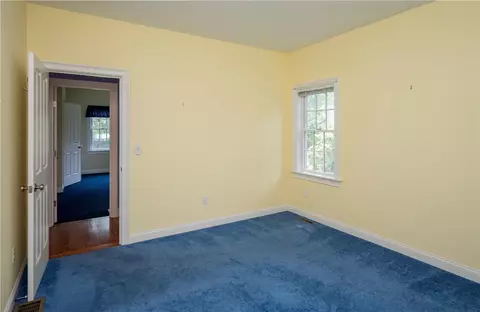 Bedroom - 2 Fairview Dr, Bristol, RI 02809 photo 4 of 7