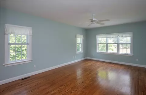 Bedroom - 2 Fairview Dr, Bristol, RI 02809 photo 1 of 7