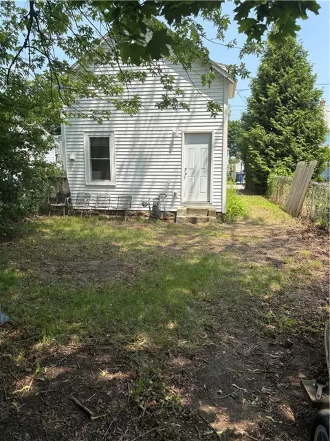 Exterior - 93 Huron St, Warwick, RI 02889 photo 2 of 8