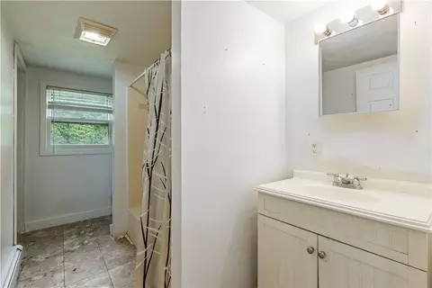 Bath - 332 10th Ave, Woonsocket, RI 02895 photo 2 of 2
