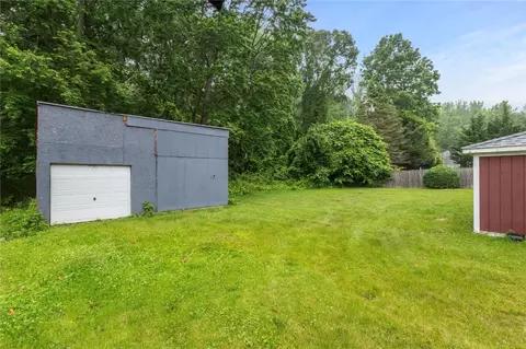 Exterior - 332 10th Ave, Woonsocket, RI 02895 photo 5 of 8