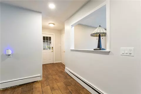 Entry Way - 332 10th Ave, Woonsocket, RI 02895 photo 2 of 5