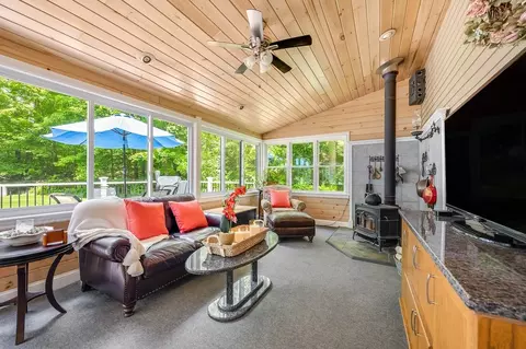 2470 West St, Wrentham, MA 02093