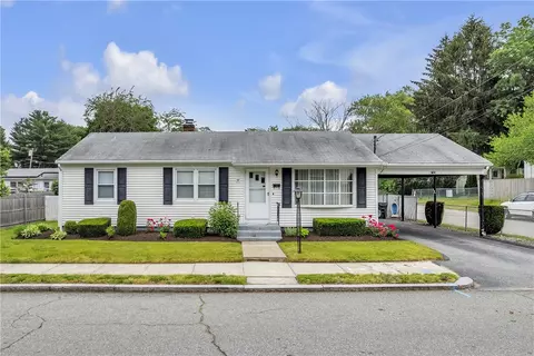 37 Joseph St, Providence, RI 02904