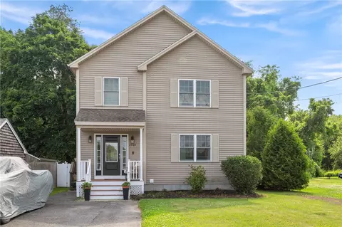 3560 Diamond Hill Rd, Cumberland, RI 02864