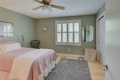 Bedroom - 3399 Post Rd #4, Warwick, RI 02886 photo 2 of 3